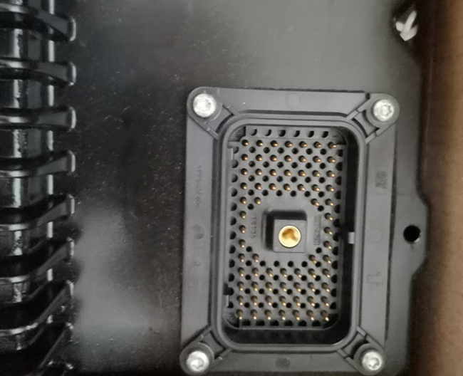 發(fā)動(dòng)機電子控制裝置
